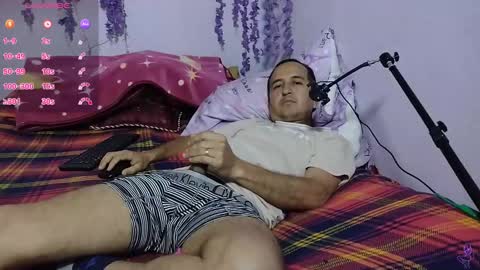 Snapshot of yazfore chatting on 09-26-25, 03:16 Hazzan online show from 09-26-25, 03:16