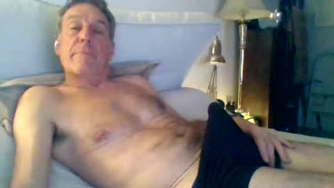 yeah_baby6988 online show from 04-10-26, 05:12