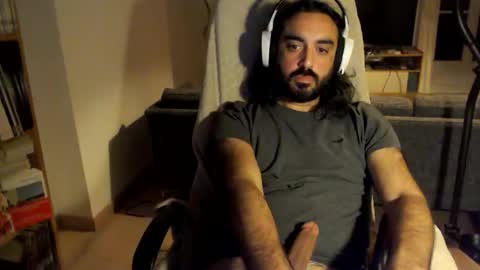 Snapshot of yeeaahoo chatting on 11-18-25, 09:08 yeeaahoo online show from 11-18-25, 09:08