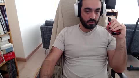 Snapshot of yeeaahoo chatting on 11-25-25, 08:14 yeeaahoo online show from 11-25-25, 08:14