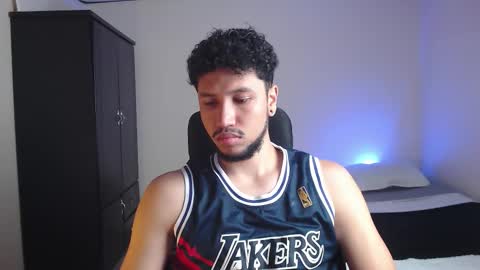 Snapshot of yeff_stone chatting on 11-13-25, 01:48 yeff online show from 11-13-25, 01:48