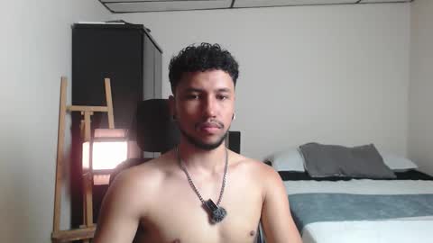 Snapshot of yeff_stone chatting on 01-17-26, 12:59 yeff online show from 01-17-26, 12:59