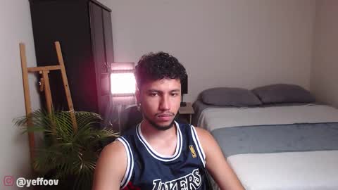 Snapshot of yeff_stone chatting on 02-10-26, 01:32 yeff online show from 02-10-26, 01:32