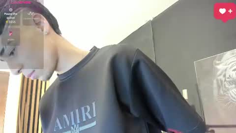 Snapshot of yeidonn chatting on 06-23-26, 03:26 Yeidonn online show from 06-23-26, 03:26