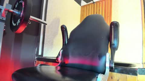 Snapshot of yeidonn chatting on 06-25-26, 04:56 Yeidonn online show from 06-25-26, 04:56