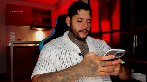 Snapshot of yeikoe1 chatting on 01-08-26, 11:29 yeikoe1 online show from 01-08-26, 11:29