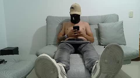 yeisongomezz online show from 07-17-26, 12:06