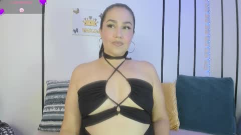 Snapshot of yelena_owens chatting on 09-17-25, 01:51 Yelena Owens online show from 09-17-25, 01:51