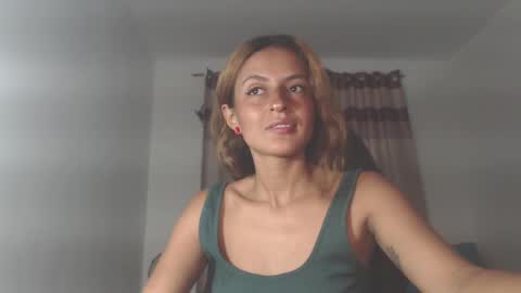 Snapshot of yemaya_28 chatting on 05-09-26, 05:34 Yemaya 28 online show from 05-09-26, 05:34