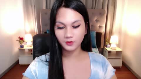 Yen online show from 11-17-25, 05:35