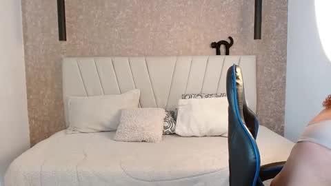 Yera  online show from 09-17-25, 12:29