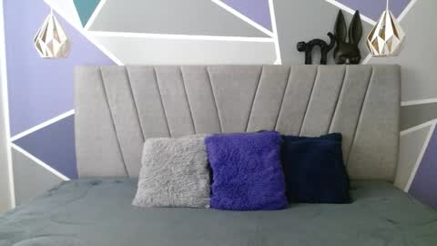 Yera  online show from 11-24-25, 12:05