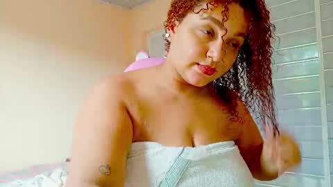 Snapshot of yera_sh chatting on 01-12-26, 09:42 YERA online show from 01-12-26, 09:42