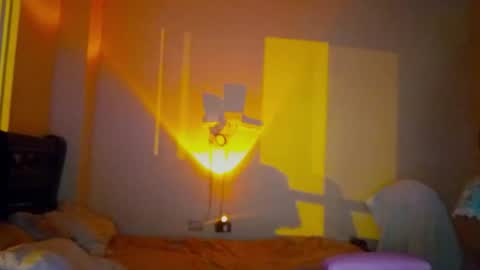 Snapshot of yera_sh chatting on 01-18-26, 02:15 YERA online show from 01-18-26, 02:15