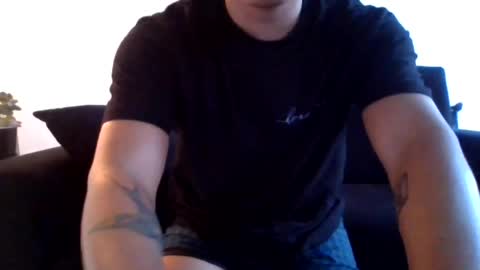 Snapshot of yerengomar1 chatting on 07-02-26, 11:00 Sam H online show from 07-02-26, 11:00