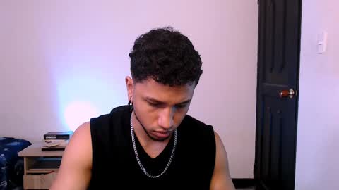 Yeff ind. model  online show from 01-16-25, 06:06