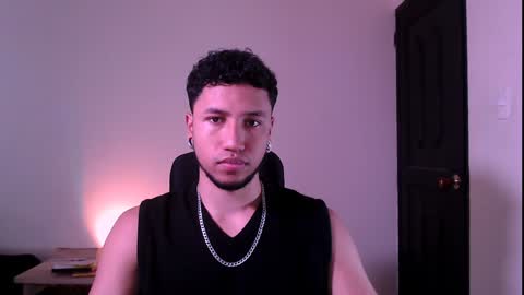 Yeff ind. model  online show from 01-28-25, 07:00