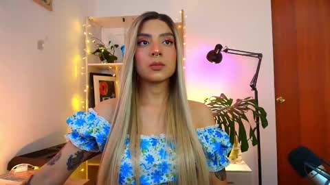 Snapshot of yeriawaddell_ chatting on 01-31-25, 12:28 yeriawaddell online show from 01-31-25, 12:28