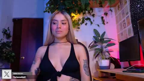 Snapshot of yeriawaddell_ chatting on 11-14-25, 10:29 yeriawaddell online show from 11-14-25, 10:29