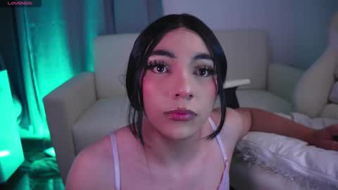 sofia online show from 10-27-25, 04:00