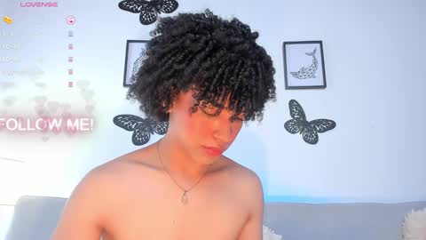 Snapshot of yess__daddyy chatting on 12-12-24, 04:53 YAMPOOL online show from 12-12-24, 04:53