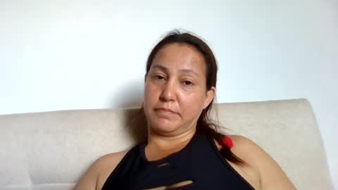 Snapshot of yessica_08 chatting on 07-24-26, 07:23 yessica and andres online show from 07-24-26, 07:23