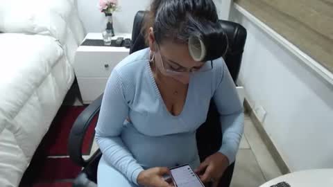 jessy online show from 11-21-25, 08:51