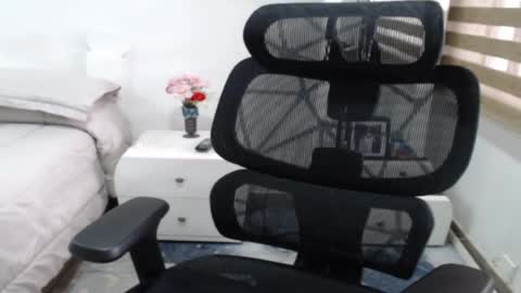 jessy online show from 07-04-26, 01:06