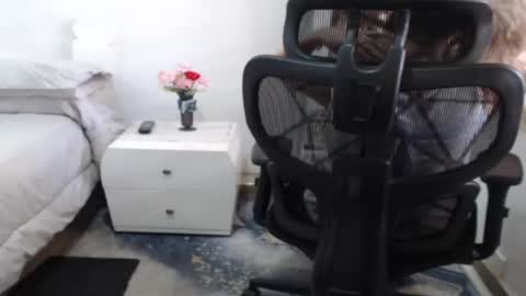 jessy online show from 07-28-26, 06:07