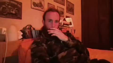 Snapshot of yeti_92 chatting on 01-31-25, 07:18 yeti_92 online show from 01-31-25, 07:18