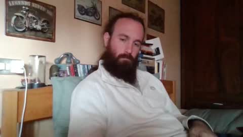 Snapshot of yeti_92 chatting on 10-18-25, 11:33 yeti_92 online show from 10-18-25, 11:33