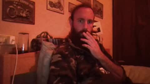 Snapshot of yeti_92 chatting on 12-05-25, 05:20 yeti_92 online show from 12-05-25, 05:20