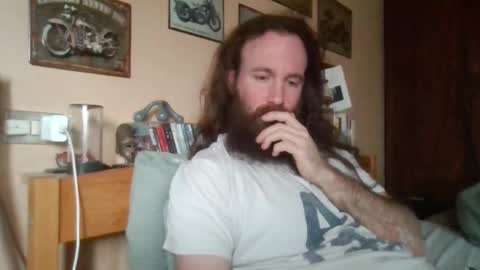 Snapshot of yeti_92 chatting on 02-08-26, 09:13 yeti_92 online show from 02-08-26, 09:13