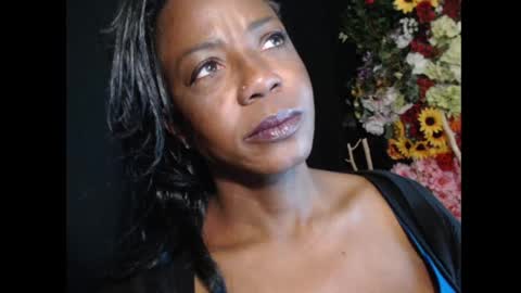 Snapshot of yhlemina chatting on 03-06-26, 02:02 Ms. Mina online show from 03-06-26, 02:02