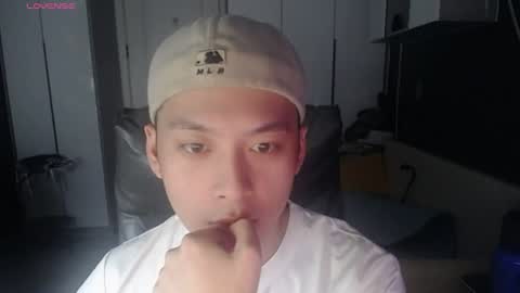 yichen009 online show from 07-22-26, 07:38