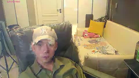 yichen009 online show from 07-25-26, 01:30