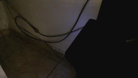 Snapshot of yinaross chatting on 10-11-25, 02:59 YINAROSS online show from 10-11-25, 02:59