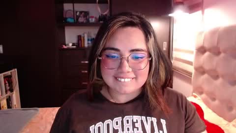 hii i am yini online show from 02-10-26, 03:43