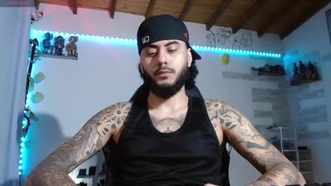 Snapshot of yio__cohen chatting on 11-18-25, 07:24 yio cohen online show from 11-18-25, 07:24