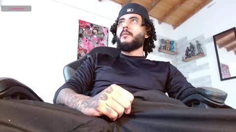 Snapshot of yio__cohen chatting on 01-10-26, 09:05 yio cohen online show from 01-10-26, 09:05