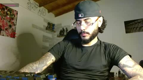 Snapshot of yio__cohen chatting on 01-14-26, 06:41 yio cohen online show from 01-14-26, 06:41