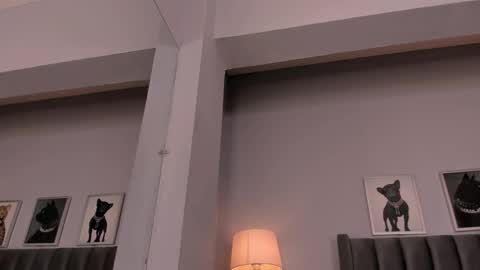 roxie reyes  online show from 09-17-25, 02:30