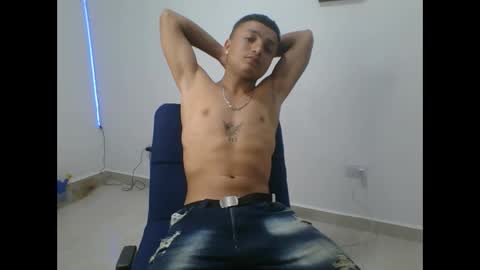 Snapshot of yissus_20 chatting on 04-10-26, 12:05 yissus_20 online show from 04-10-26, 12:05