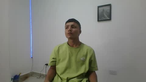 Snapshot of yissus_20 chatting on 04-10-26, 04:44 yissus_20 online show from 04-10-26, 04:44