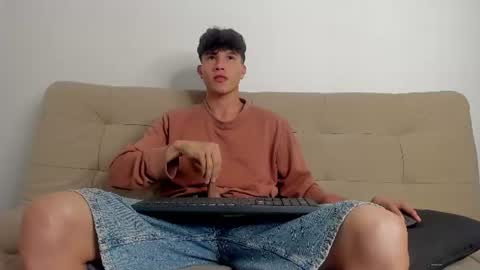 yizus_bonz online show from 06-23-26, 11:36