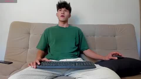 yizus_bonz online show from 06-28-26, 03:18