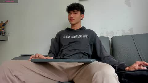 yizus_bonz online show from 07-22-26, 03:04
