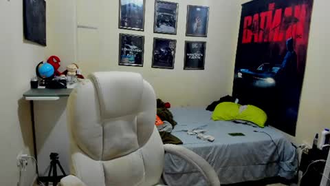 yker online show from 08-10-26, 03:43