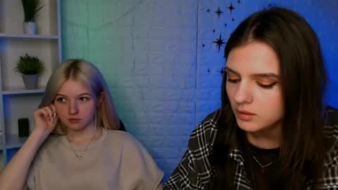 Ylia online show from 05-04-26, 02:24