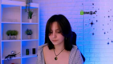 Ylia online show from 05-24-26, 09:36